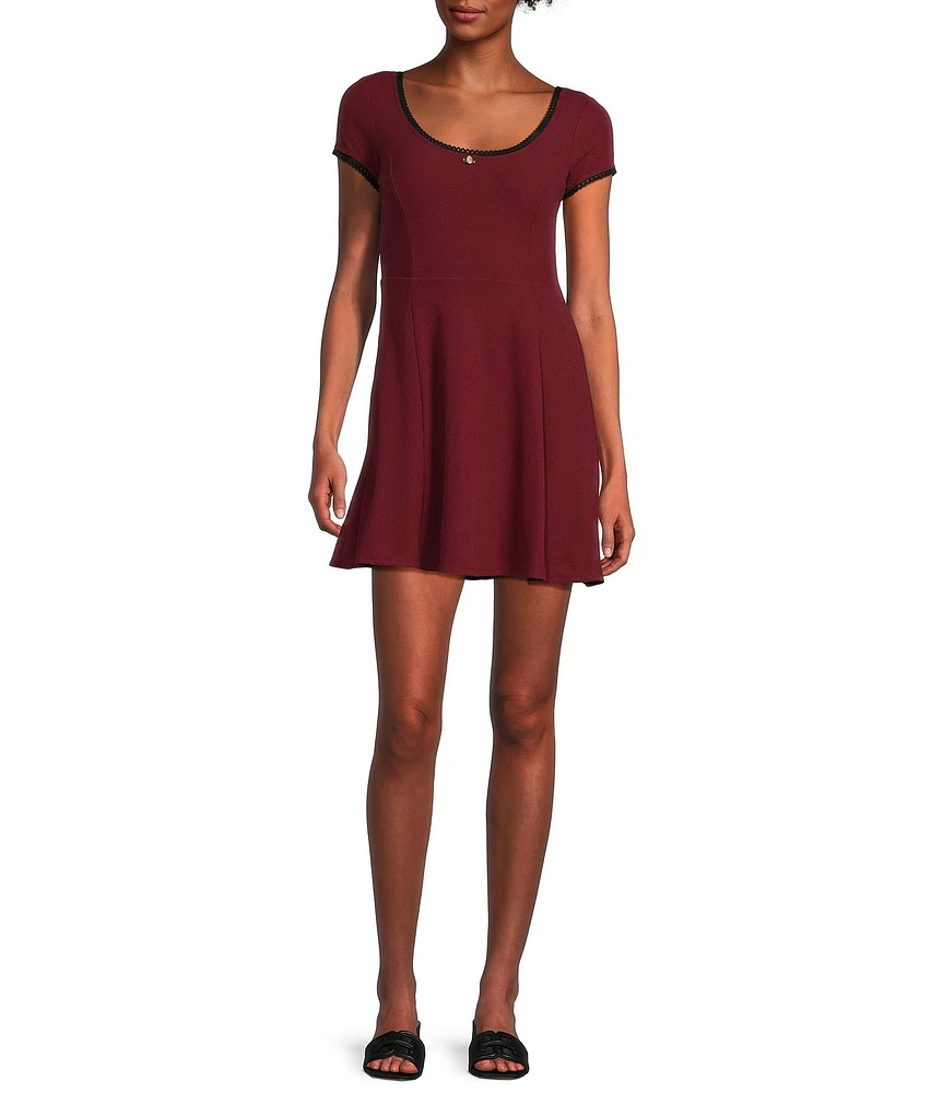 Honey & Sparkle 90s Rib Knit Scoop Neck Pico Edge Rosette