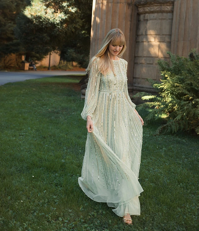 【Mac Duggal】レースのイリュージョンネックAラインドレス Mac Duggal Floral Embroidered Sequin Illusion Boat Neck Long