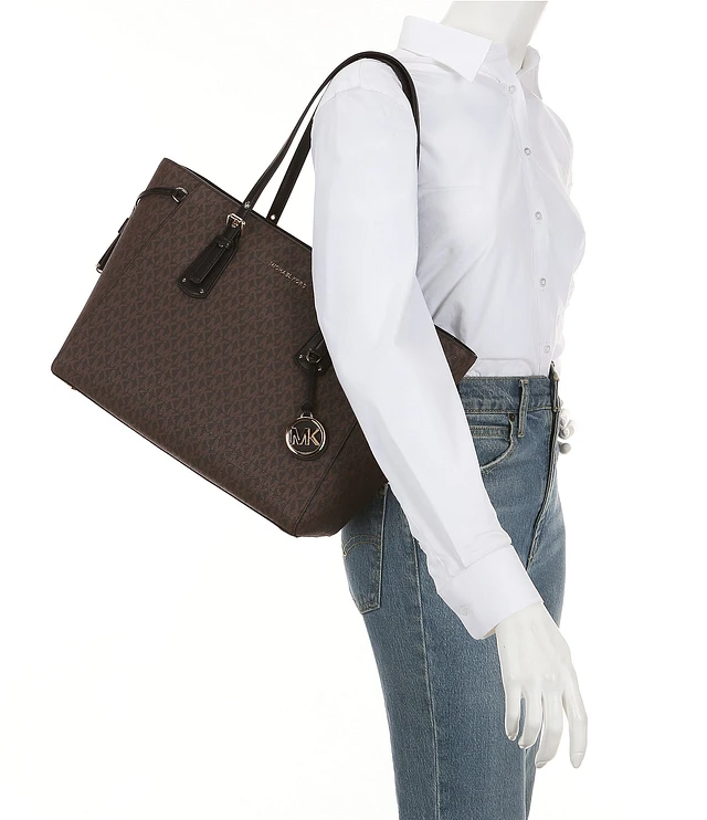 Voyager signature tote bag new arrivals