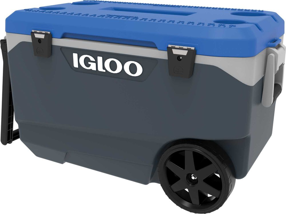 Dick's Sporting Goods Igloo Latitude 90 Quart Rolling Cooler Bridge