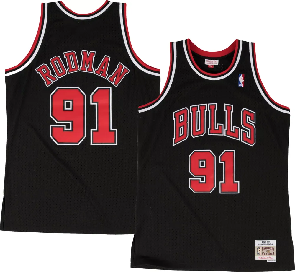 Dick's Sporting Goods Mitchell and Ness Men's Chicago Bulls 1997