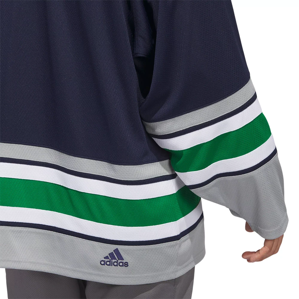 Adidas whalers jersey online