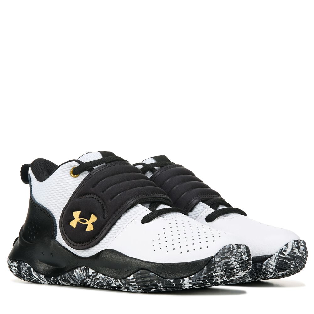 Under armour store zone shoes