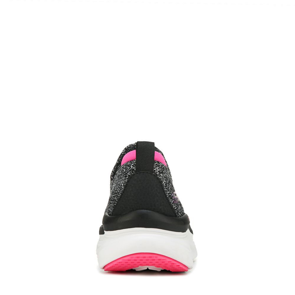 Skechers Women s D Lux Walker Star Stunner Walking Shoe Bramalea