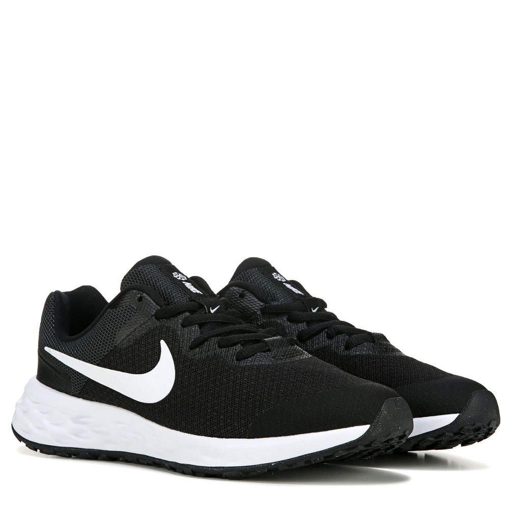 Boys sales nike revolution