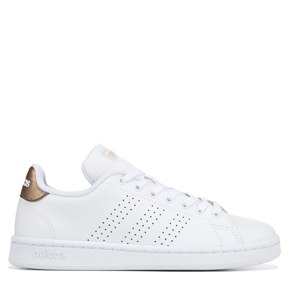 Adidas women's 2025 advantage clean sneaker