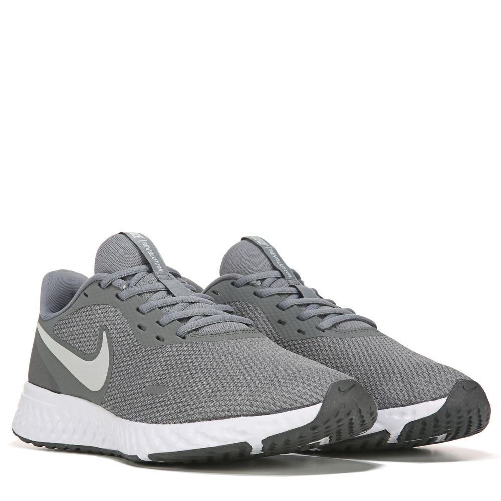 revolution 5 mens running shoe
