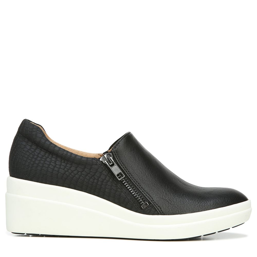 Madden girl perryy outlet wedge sneaker