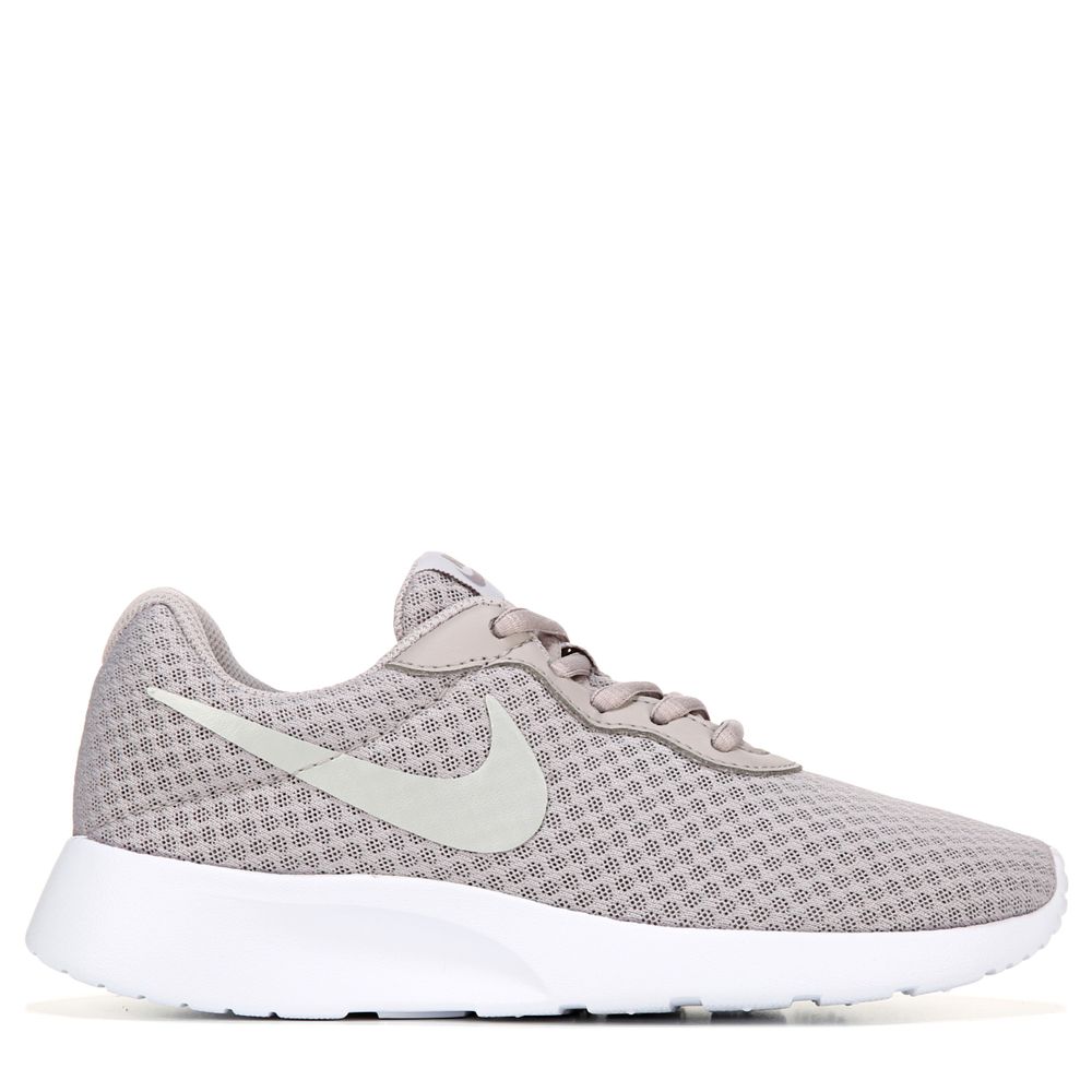 Nike Women s Tanjun Move to Zero Sneaker Bramalea City Centre