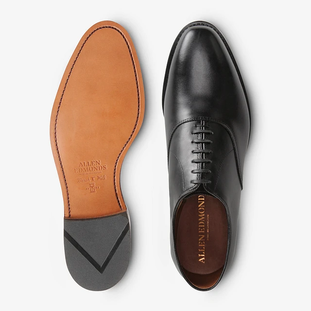 Allen Edmonds Factory Second Carlyle Plain-toe Oxford | The Allen Edmonds Factory Second Carlyle Plain-toe Oxford | The
