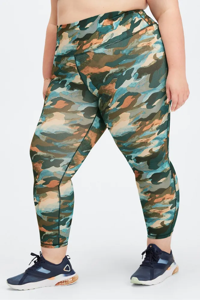 Fabletics hotsell camo leggings