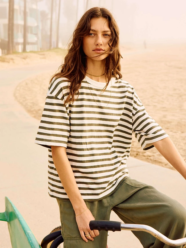 Faherty  Sunwashed Slub Varsity Tee レディース シャツ トップス Phantom Varsity Women's Faherty Sunwashed Slub Varsity Tee | Zappos.com
