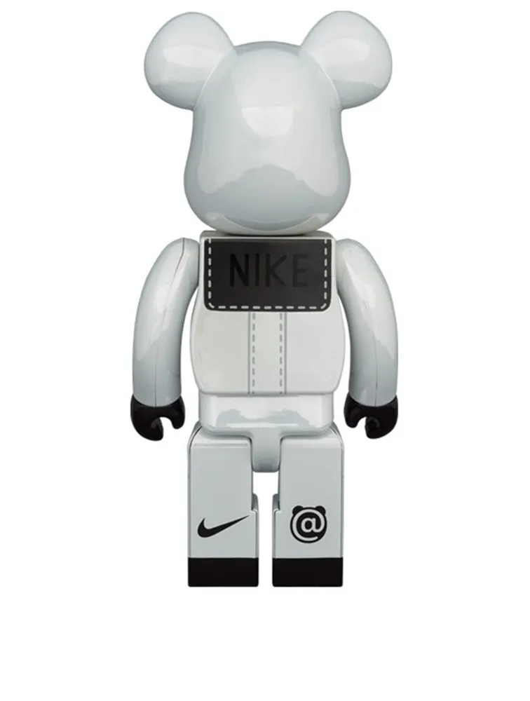 Holt Renfrew Nike SB 2020 100% & 400% Be@rbrick Set | Yorkdale Mall