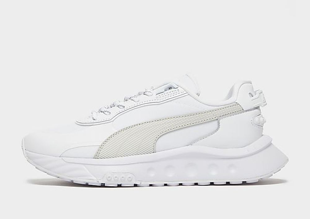 90s sneakers