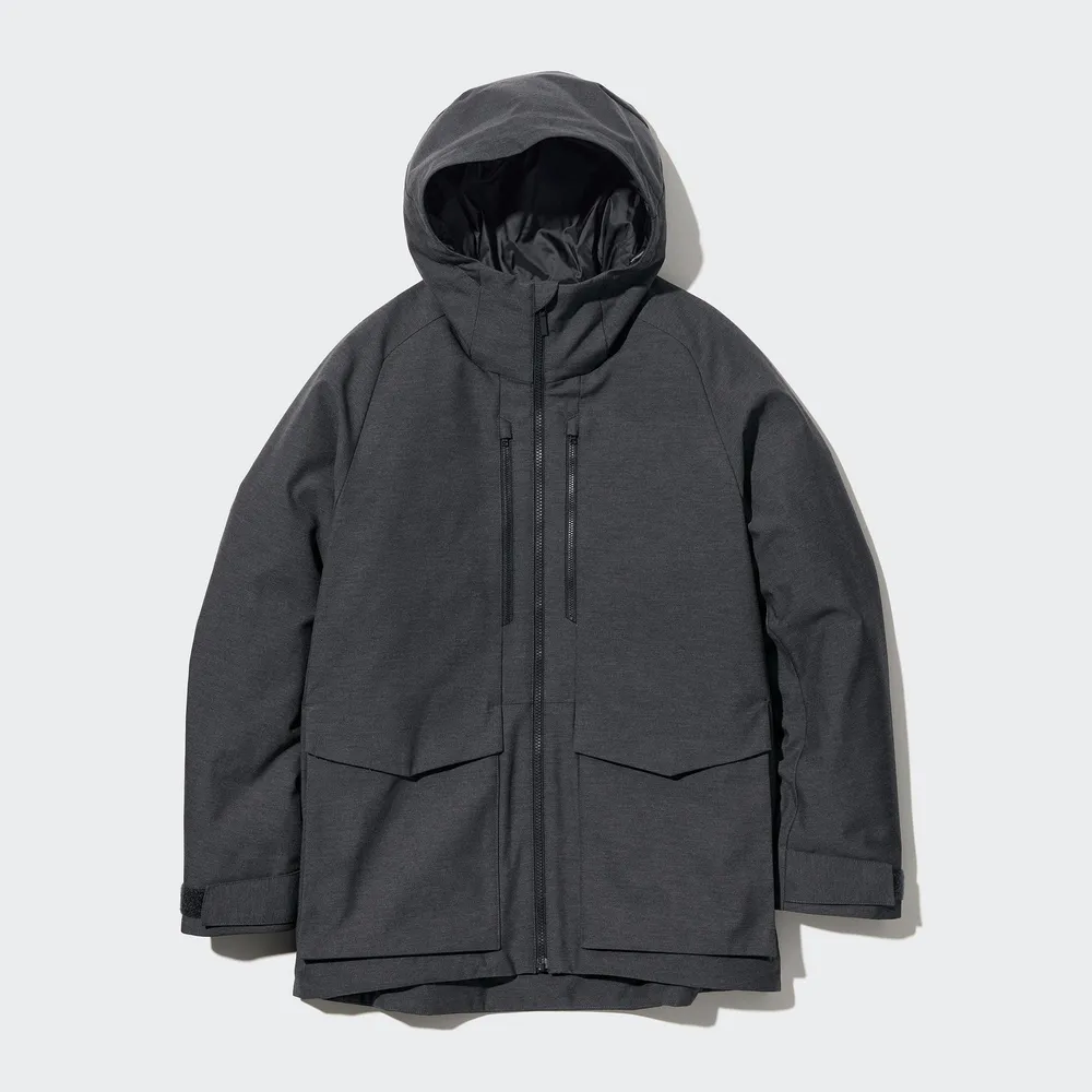 UNIQLO HYBRID DOWN PARKA (3D CUT) | Coquitlam Centre