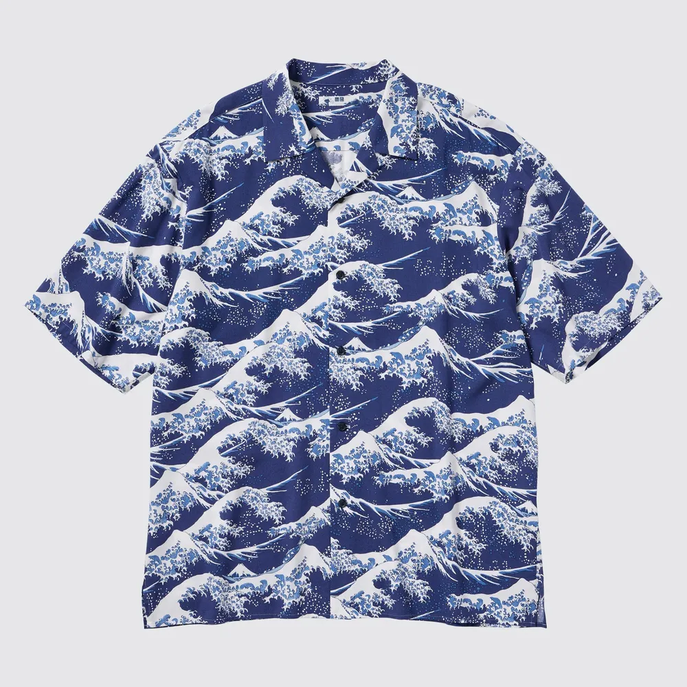 Uniqlo hokusai blue sales shirt