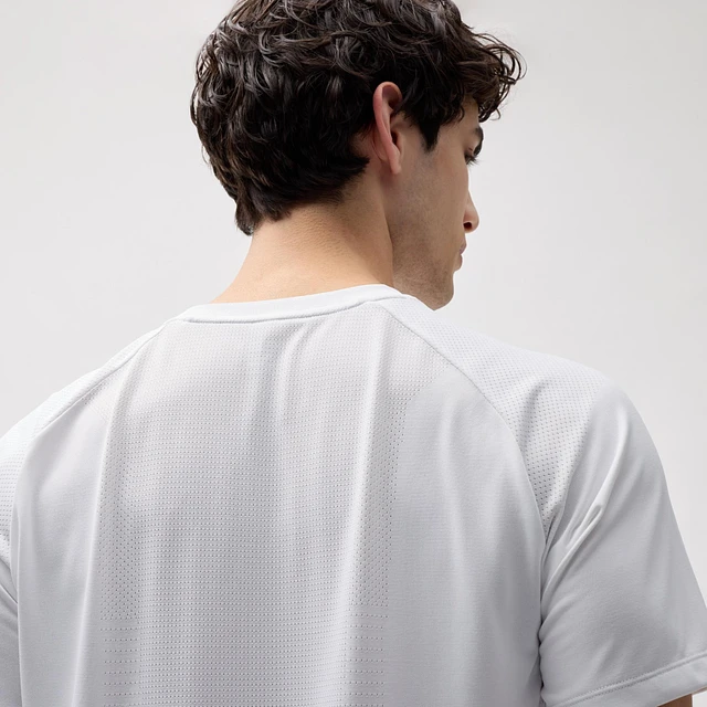 UNIQLO DRY-EX Short-Sleeve Crew Neck T-Shirt | Pike and Rose