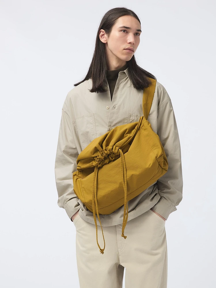 Comic Space Sliver Gray Drawstring Shoulder Bag – New Era