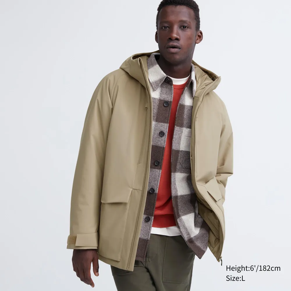 UNIQLO HYBRID DOWN PARKA (3D CUT) | Coquitlam Centre