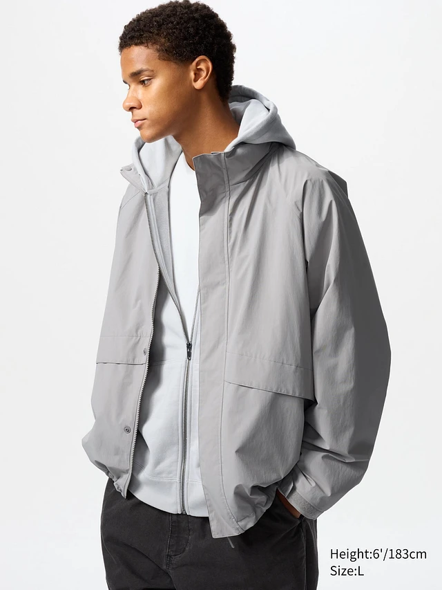 UNIQLO WINDPROOF STAND BLOUSON | Bramalea City Centre