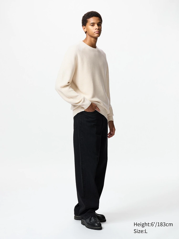 UNIQLO 3D KNIT CREW NECK SWEATER at Coquitlam Centre in