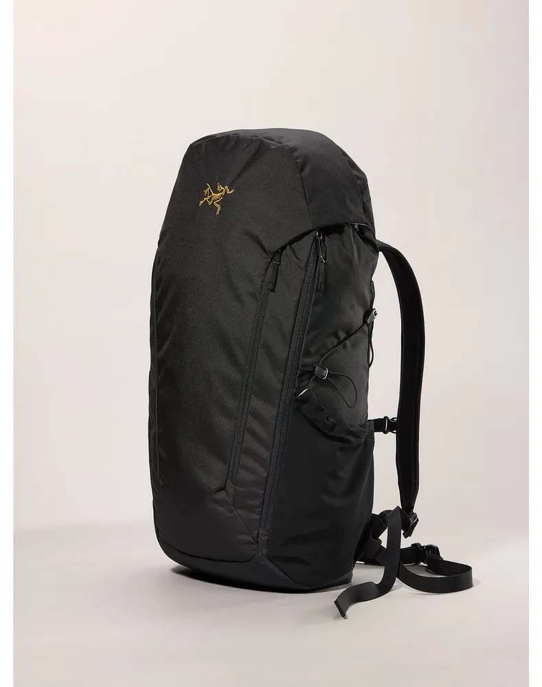 Arc'teryx Mantis 30 Backpack | Yorkdale Mall