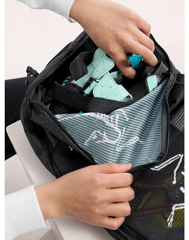 Arc'teryx Index Gear Organizer | Square One