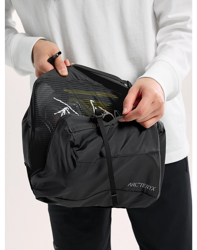 Arc'teryx Index Gear Organizer at Coquitlam Centre in