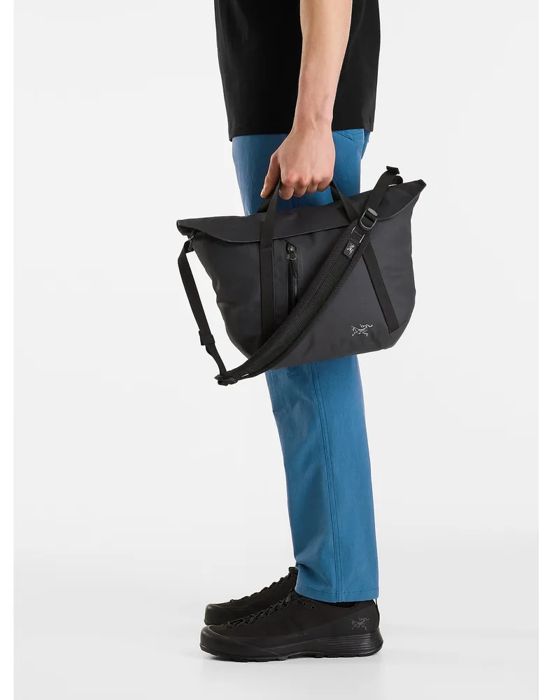 Arc'teryx Granville Shoulder Bag | Mall of America®