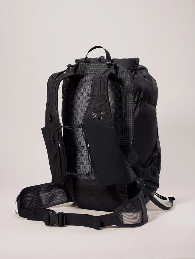 ARC'TERYX Konseal 15 Backpack Black タグあり Arc'teryx Men's Konseal 15 Backpack in Black Arc'teryx