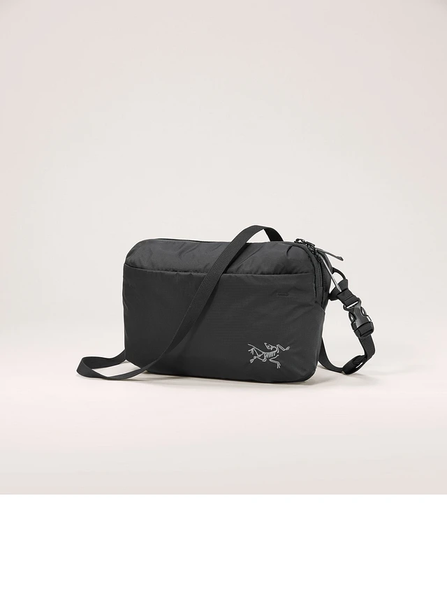 Arc'teryx Heliad Crossbody Bag | Yorkdale Mall