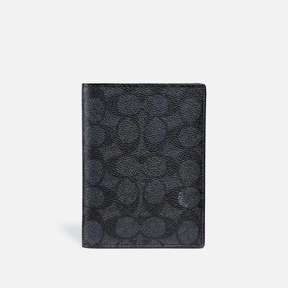 Coach Passport Case In Signature Canvas Mall of America®