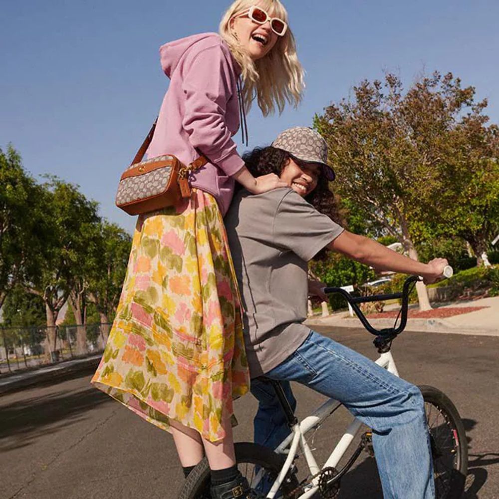 Coach Camera Bag In Signature Textile Jacquard Mall of America®