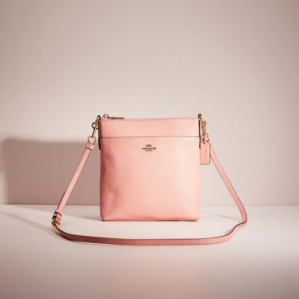 Coach Restored Kitt Messenger Crossbody | Mall of America®