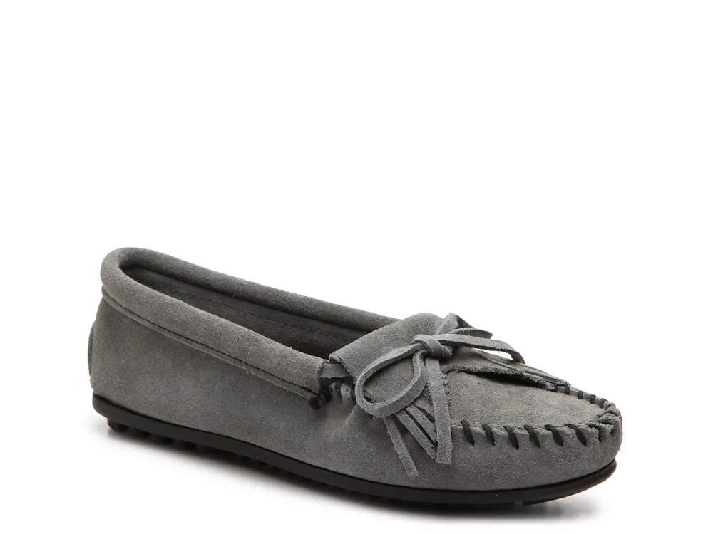 Grey discount minnetonka moccasins