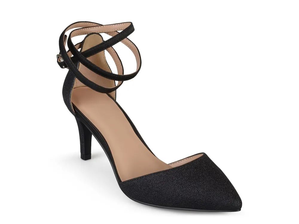 Journee Collection Luela Pump | Bridge Street Town Centre