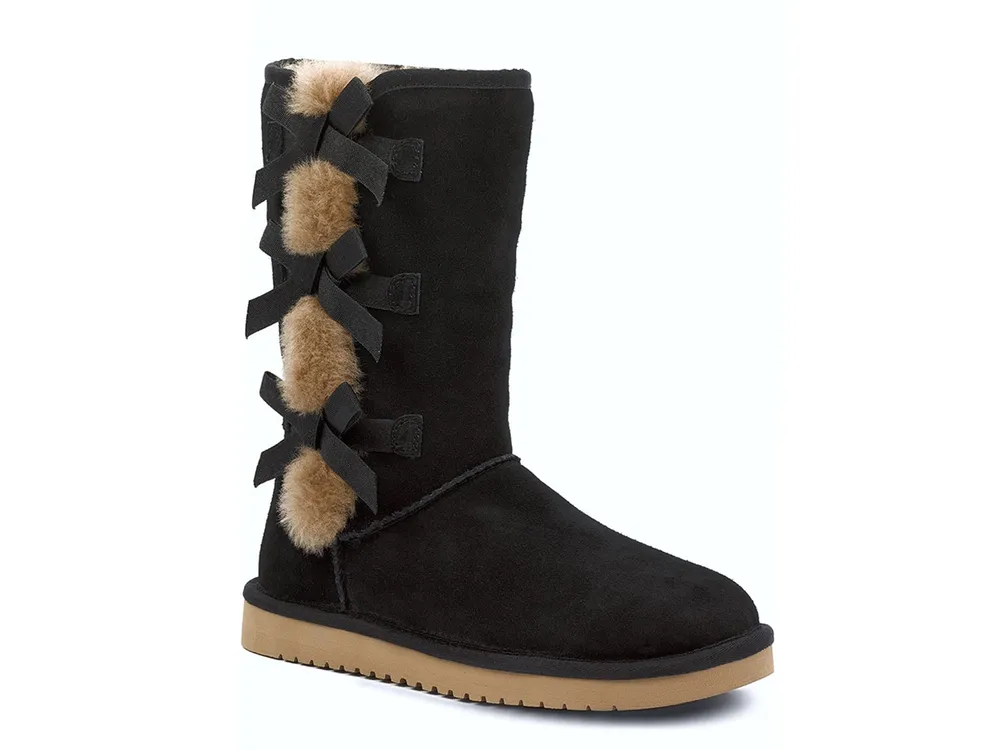 Black hotsell uggs dsw