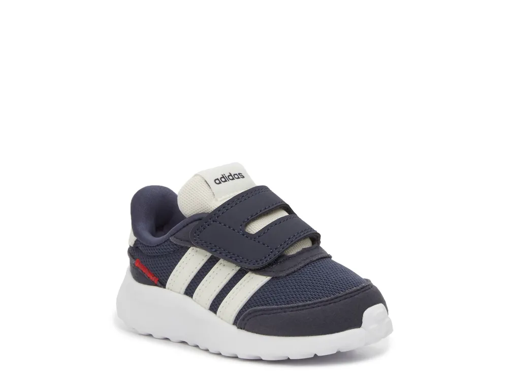 Adidas run hot sale 70s sneaker