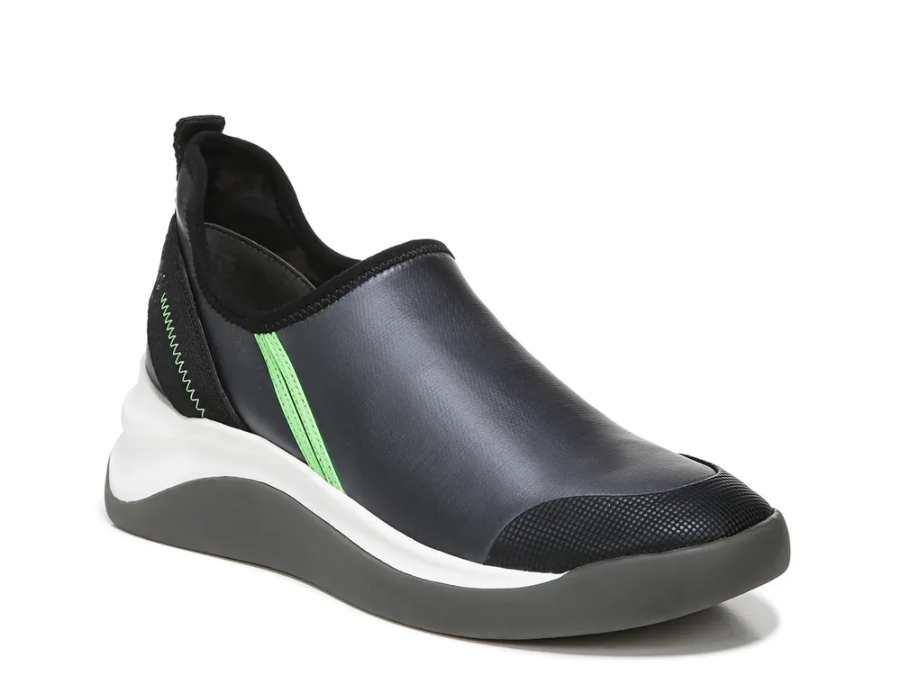 Dsw black slip on 2025 shoes