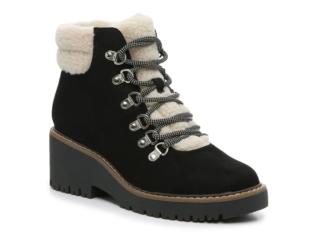 Dsw white hotsell mountain boots