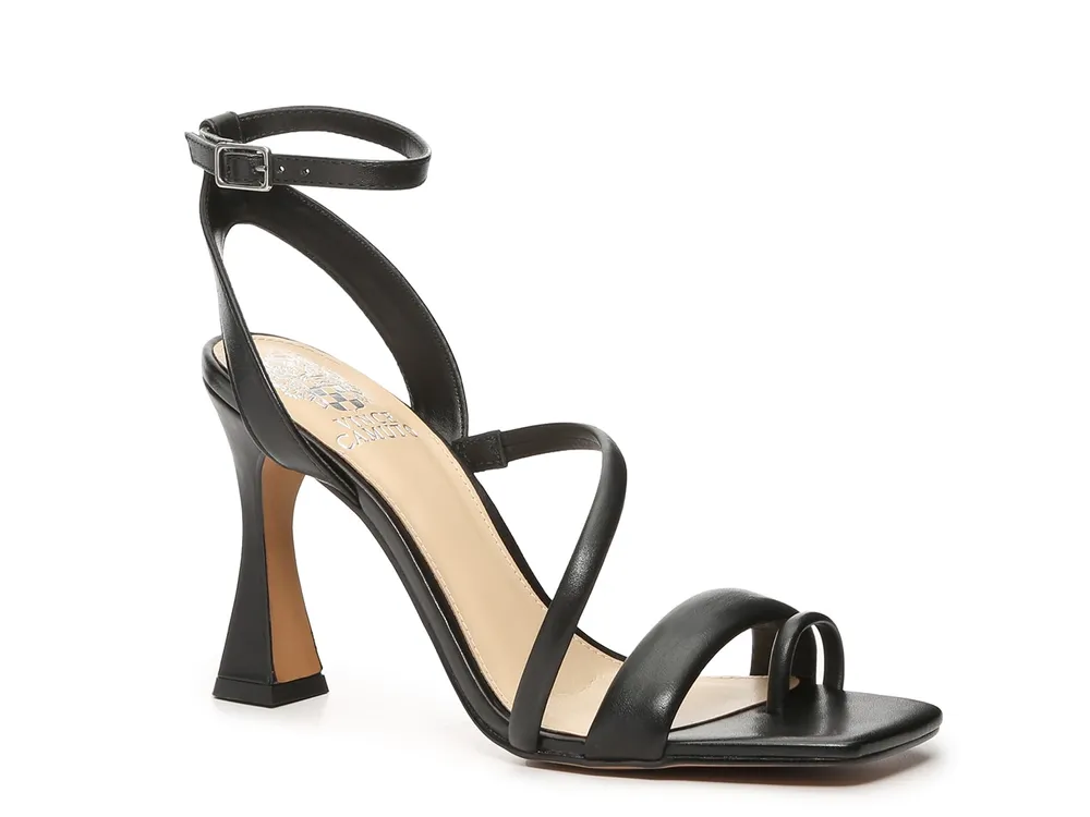 Vince camuto hot sale reyna