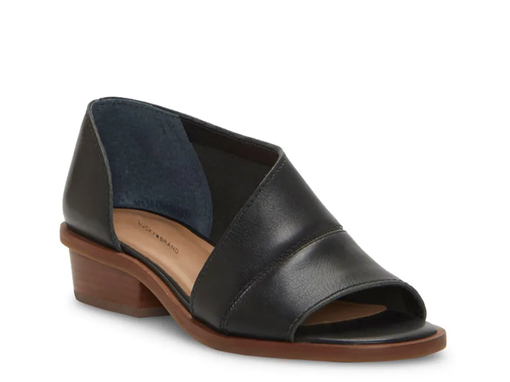 Dsw lucky online sandals