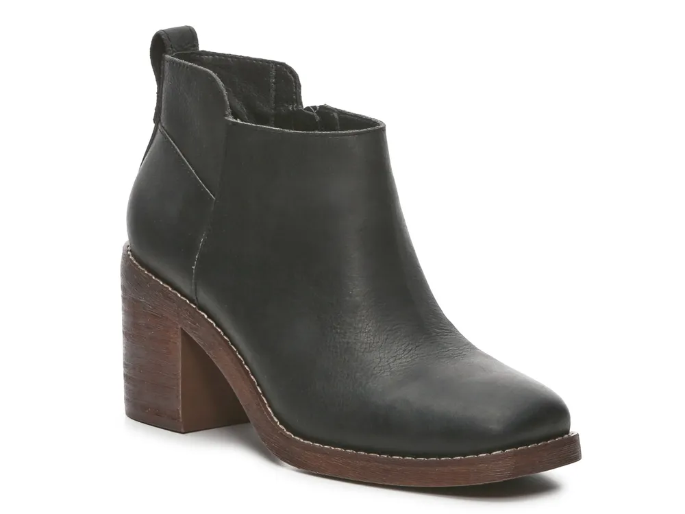 Crown vintage 2024 ankle boots