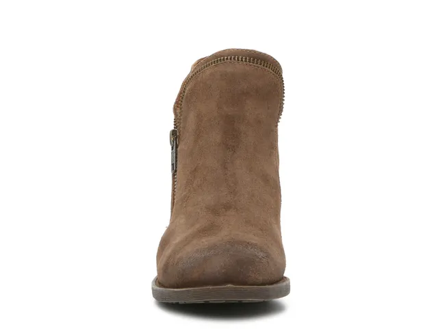 Dsw hot sale camel boots