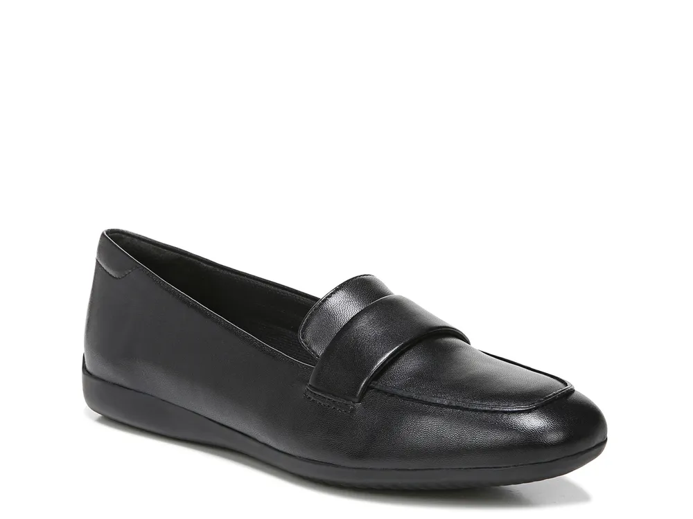 Naturalizer Genn-Flow Loafer | Mall of America®