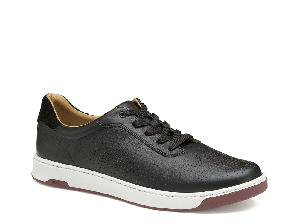 Hush puppies clearance heath sneakers