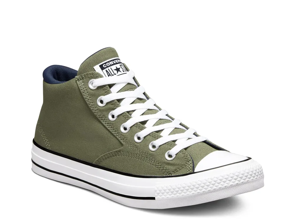 Chuck taylor outlet mid tops