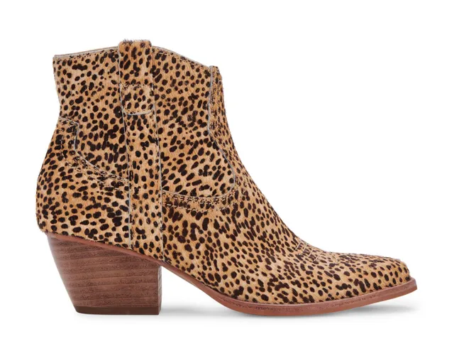 Leopard print 2024 boots dsw