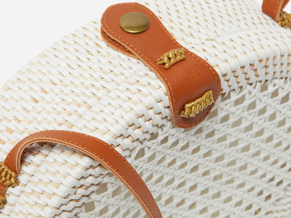 Crown vintage rattan crossbody bag 2025
