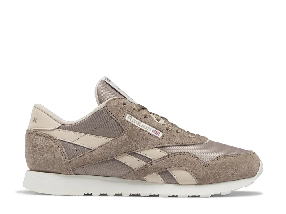 Women's nylon reebok clearance classics